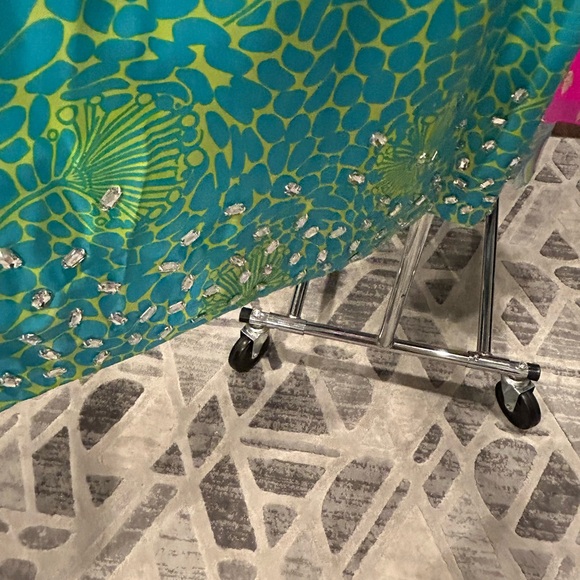 Beautiful Lilly Pulitzer beaded silk tunic dress. - Picture 2 of 4